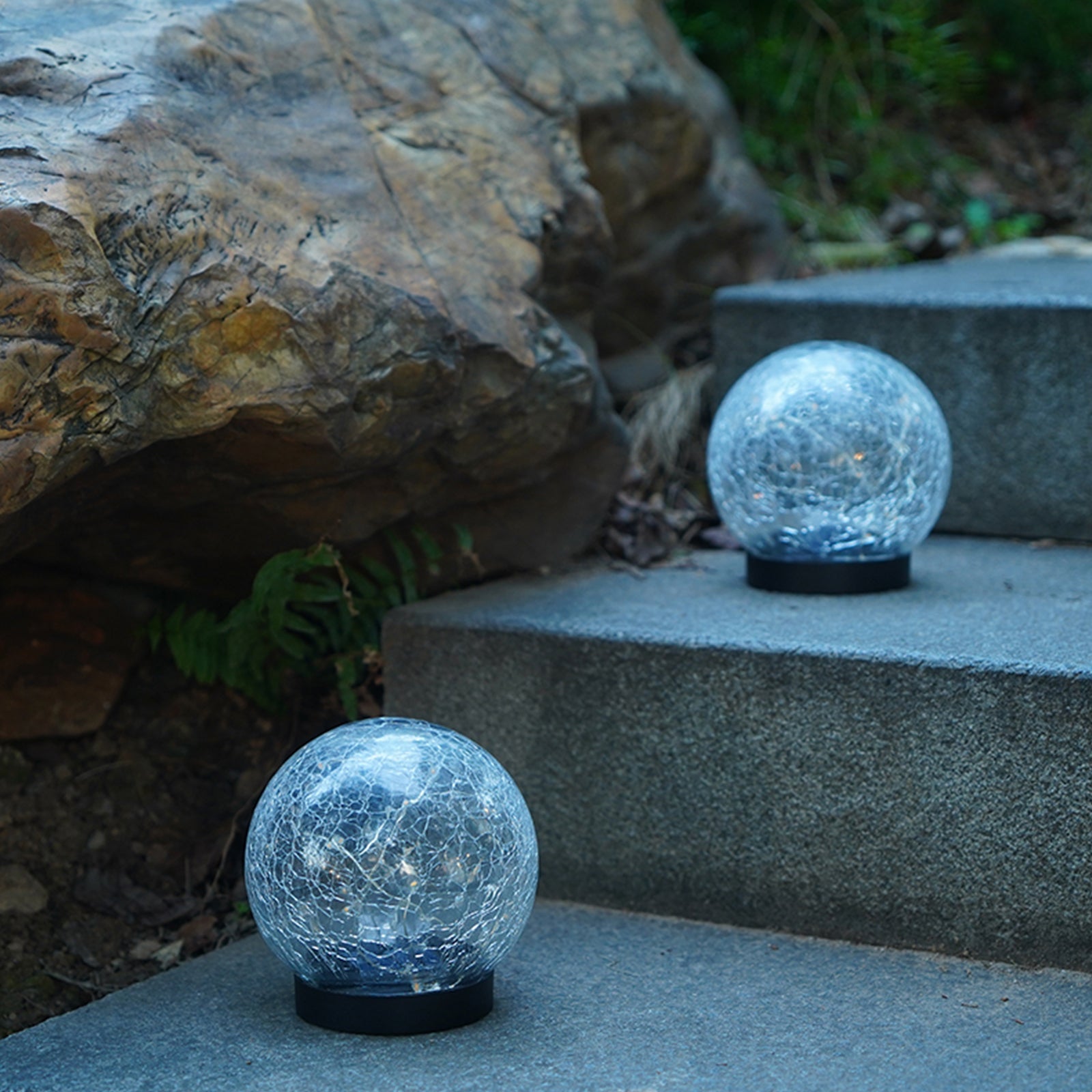 2Pcs Solar Lights Outdoor Garden Decor Cracked Glass Ball Warm Lights - Mag Max Mart